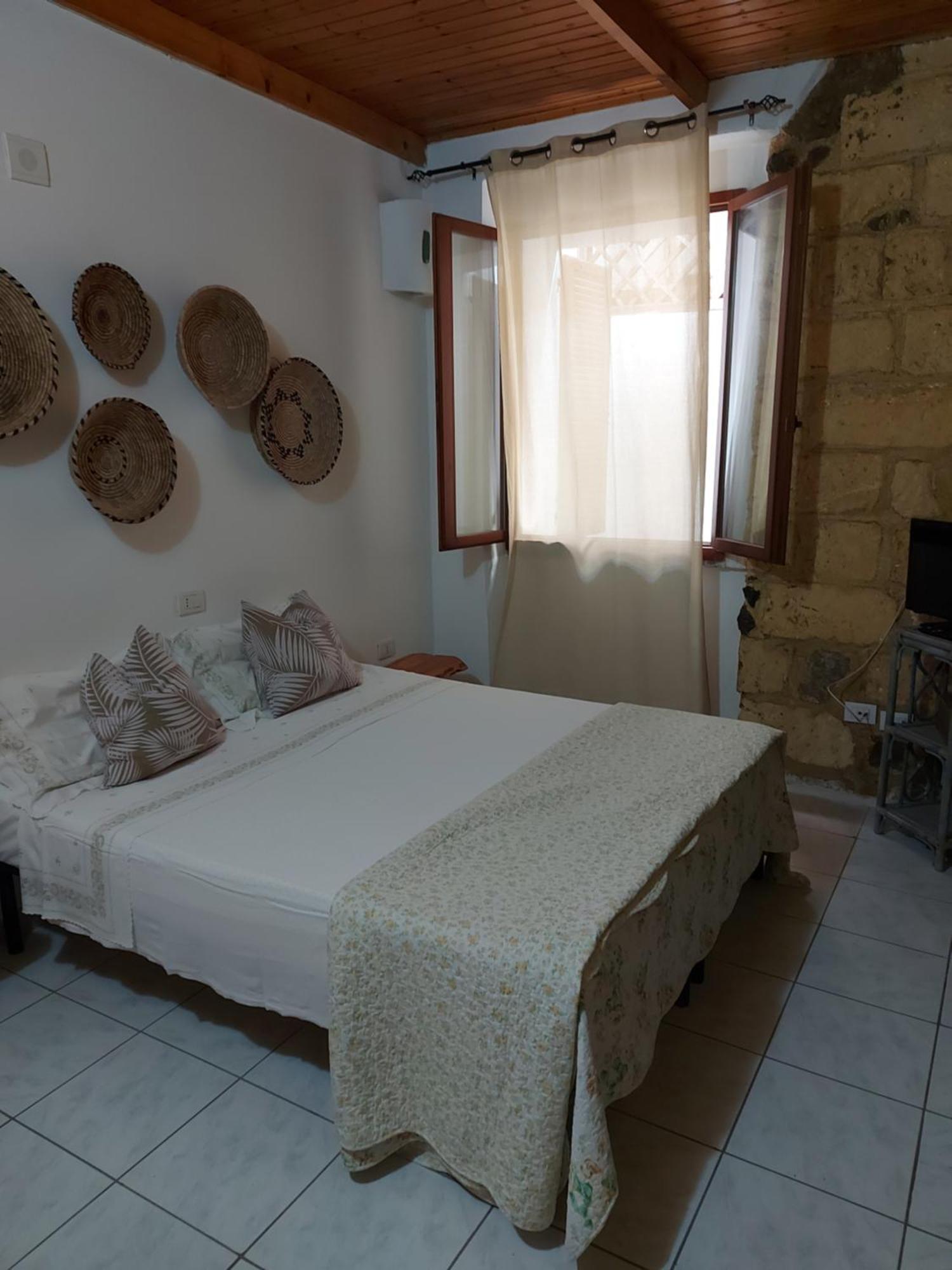 Bed And Breakfast Cala Luna Castelsardo Luaran gambar